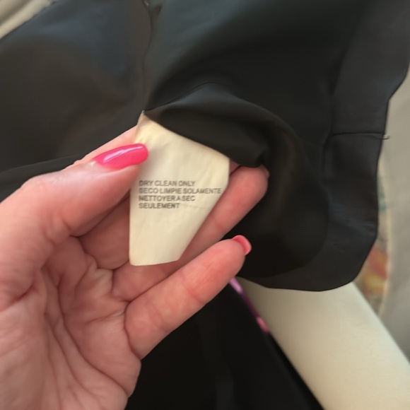 Bebe/Excellent condition, worn maybe once or twice gray blazer jacket size 6 - Picture 8 of 8